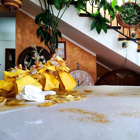 Borgo Patierno Guest House Conca della Campania Eksteriør bilde