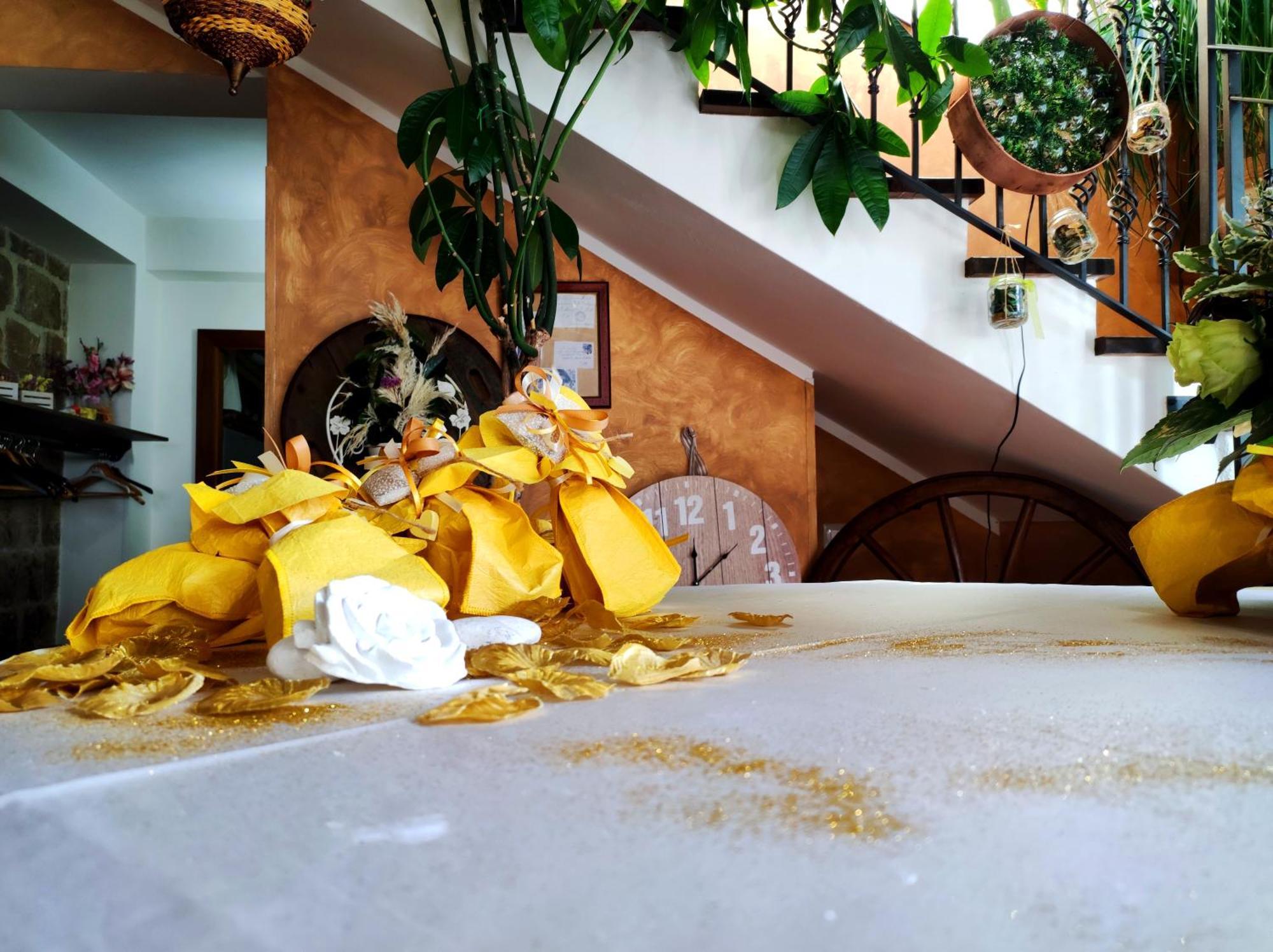 Borgo Patierno Guest House Conca della Campania Eksteriør bilde