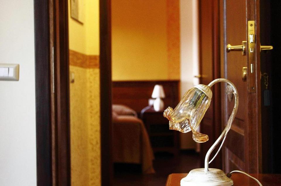 Borgo Patierno Guest House Conca della Campania Eksteriør bilde