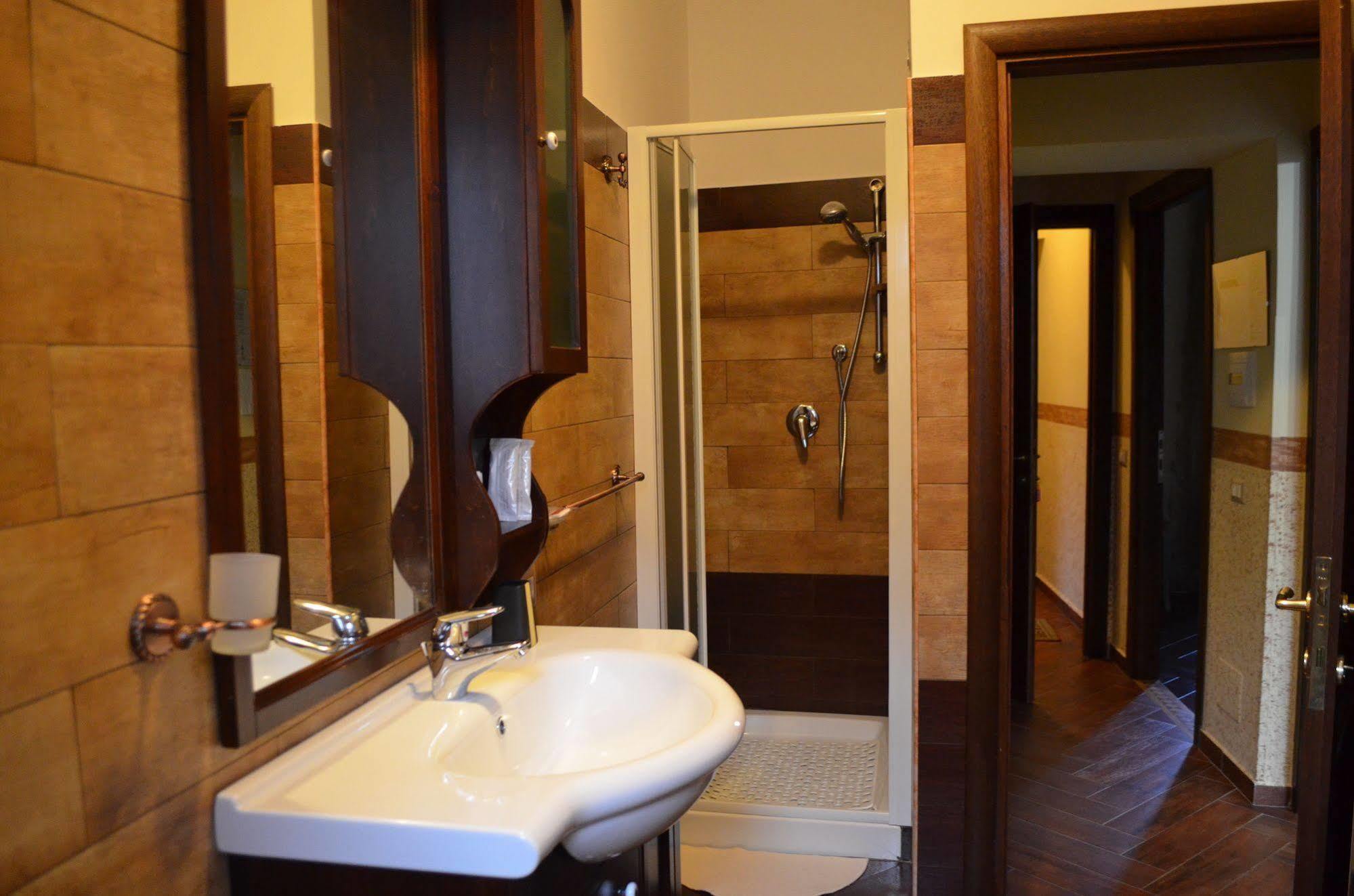 Borgo Patierno Guest House Conca della Campania Eksteriør bilde